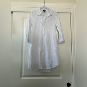 Bobeau White Dress Shirt with Three-Quarter Sleeves NWOT